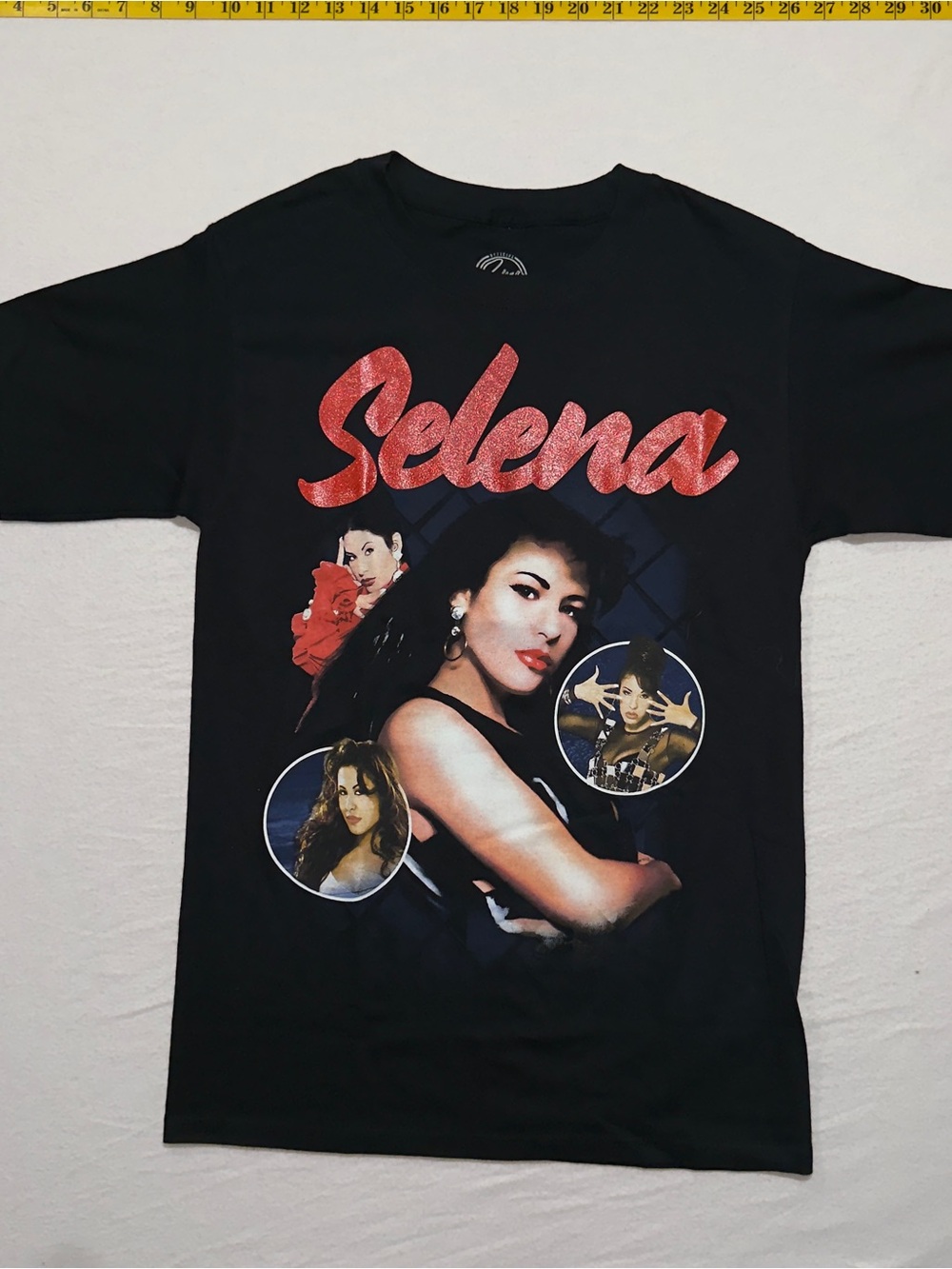 Selena Women's Black Graphic Tee
